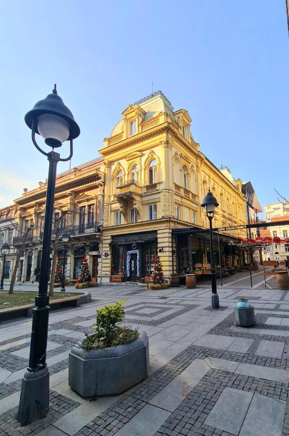 Natali Luxury Suites เบลเกรด ภายนอก รูปภาพ